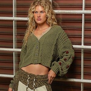 POL Bohemian Pale Olive Chenille Embroidered Flower Cardigan Sweater S M L